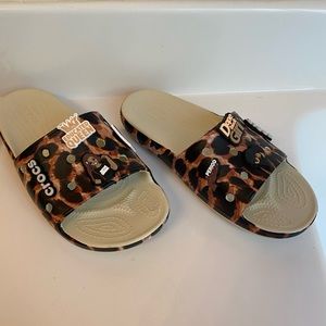 Leopard crocs slides
